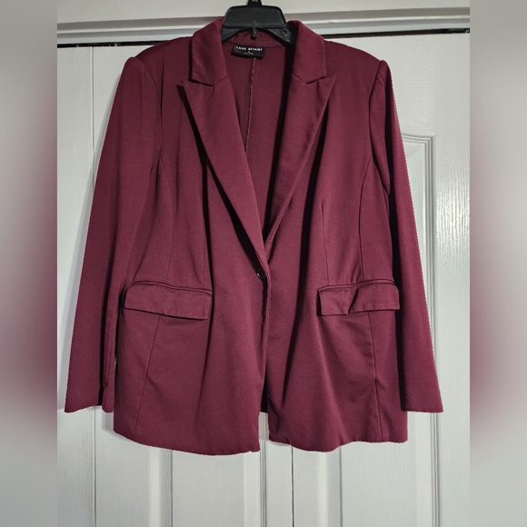 Lane Bryant Women's Burgundy Pant Suit - Picture 2 of 7